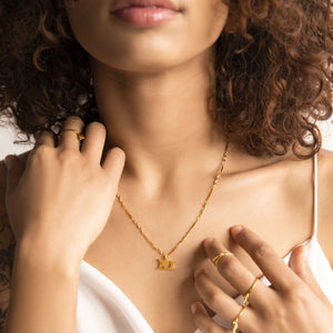 Letter Necklace (M) - Gold